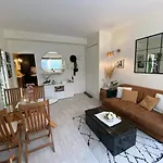 Appartement douillet au coeur du quartier gros Cailloux